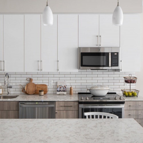 Kitchen pendant lighting over kitchen island